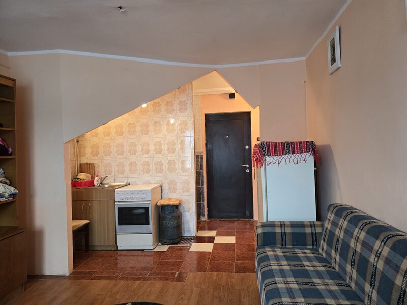 Bacau De vanzare garsoniera de buget Strada Condorilor, (uzina Aerostar).