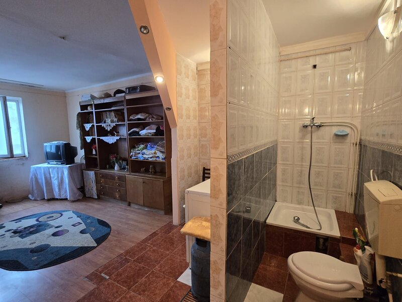 Bacau De vanzare garsoniera de buget Strada Condorilor, (uzina Aerostar).