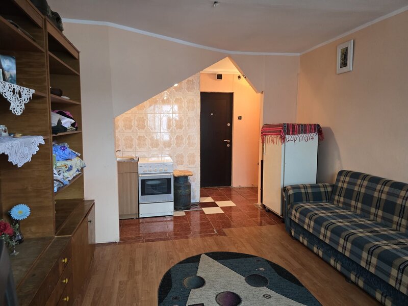 Bacau De vanzare garsoniera de buget Strada Condorilor, (uzina Aerostar).